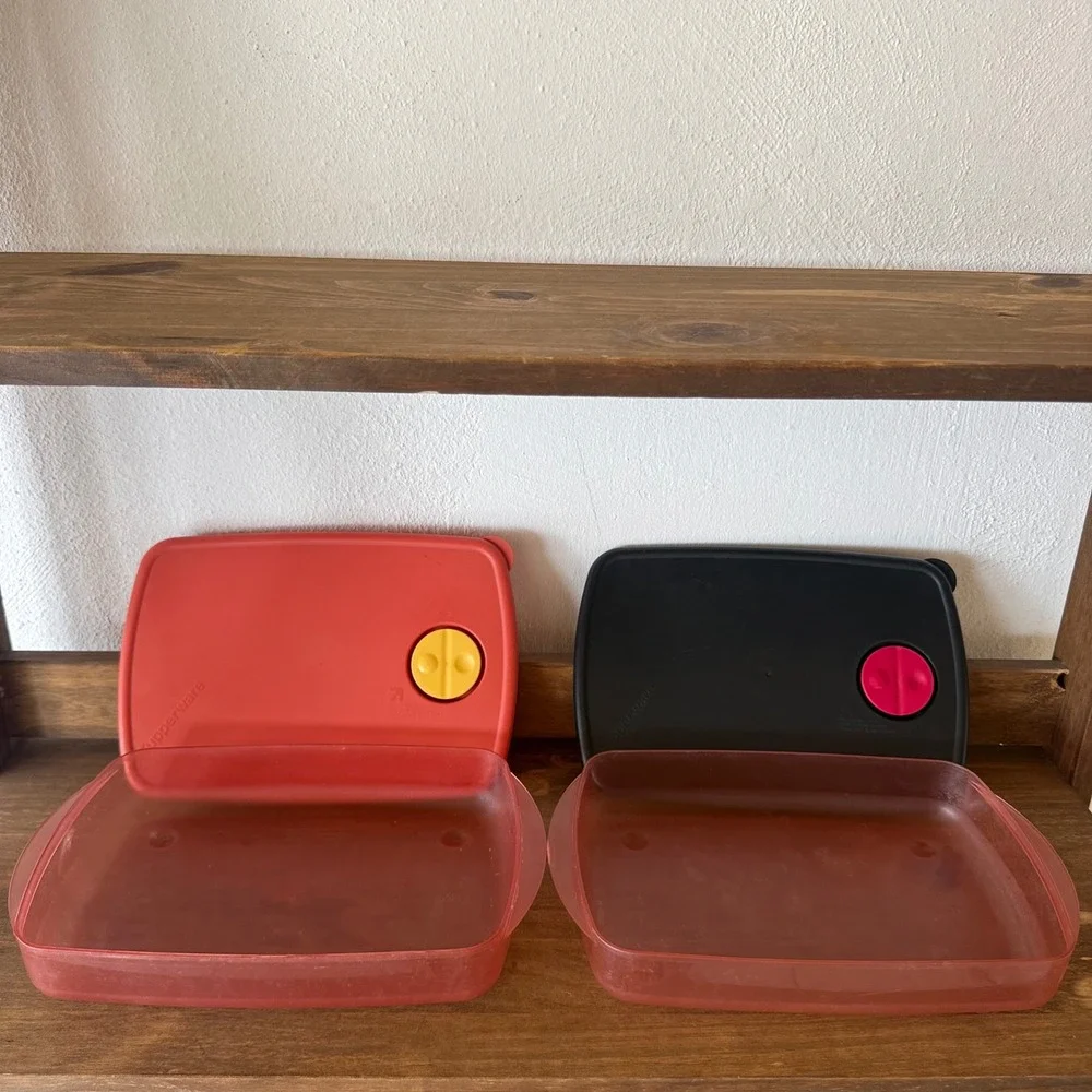 2pc Vintage Tupperware Rock N Serve 6 Cup 1.4L Microwave Containers 3381A